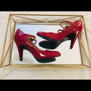 NWOT - Nine West - Patent Leather Mary Jane Heel 7